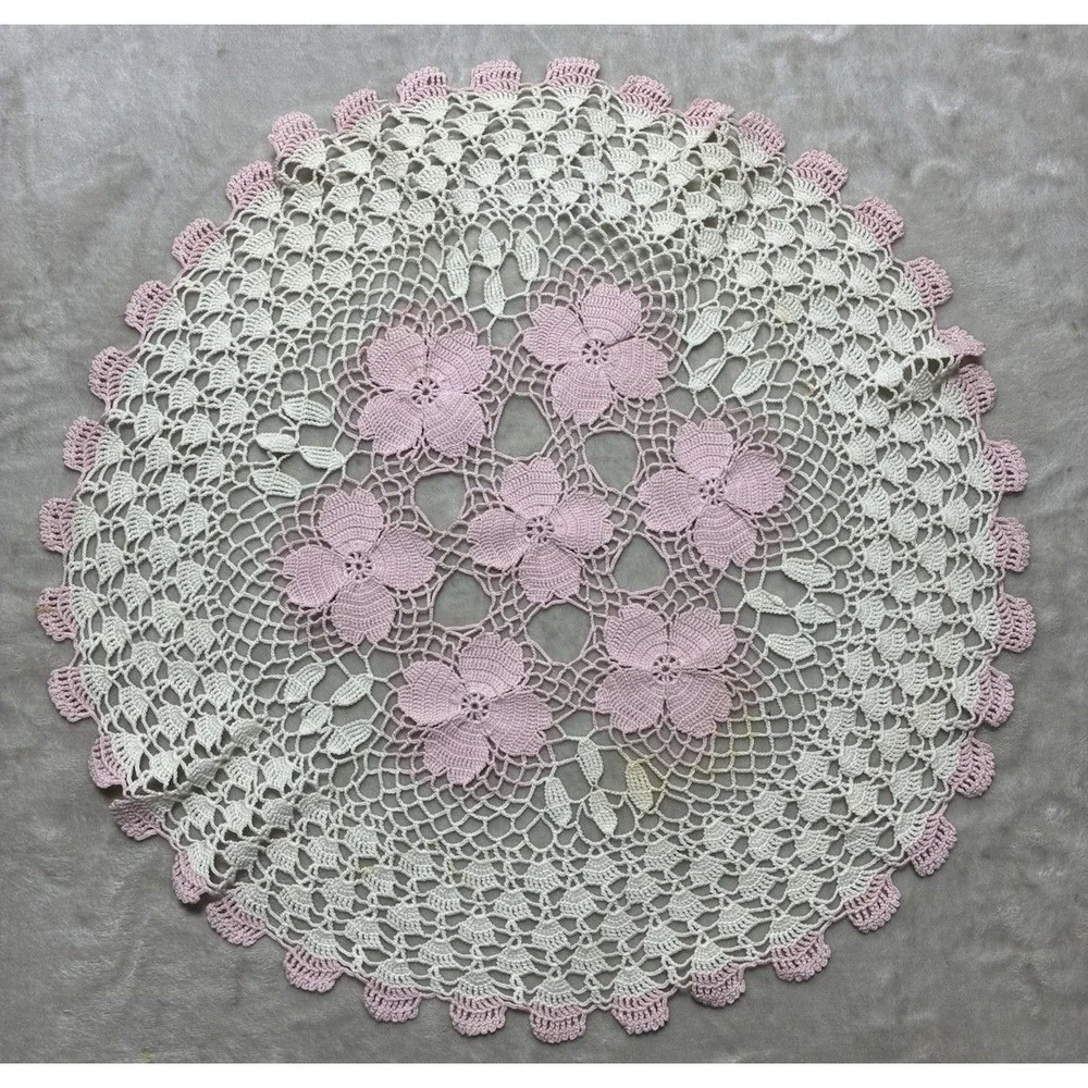 Vintage Doily Centerpiece White Pink Floral Handmade Crochet Romantic 18